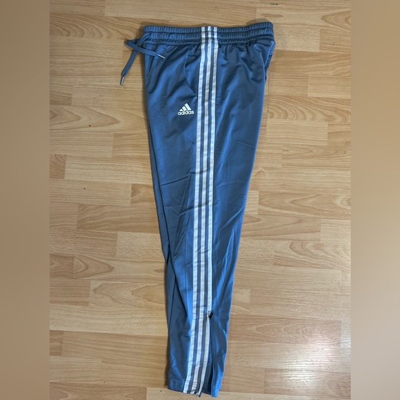 Adidas Classics jumpsuit track pants joggers size extra small. Perfect condition - Picture 2 of 3